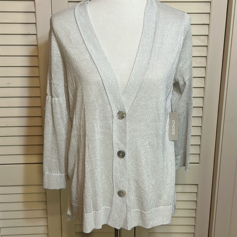 NWT CHICO’S M (1) shine three button front sweater with three-quarter sleeves